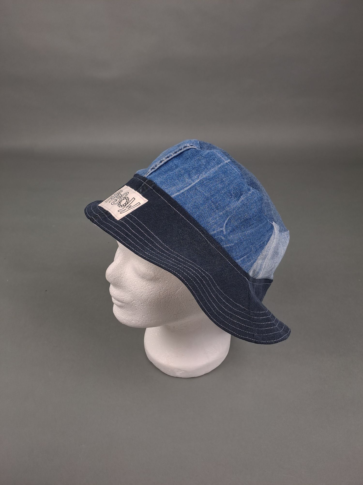 Bucket Hat aus Jeans, Seitenansicht