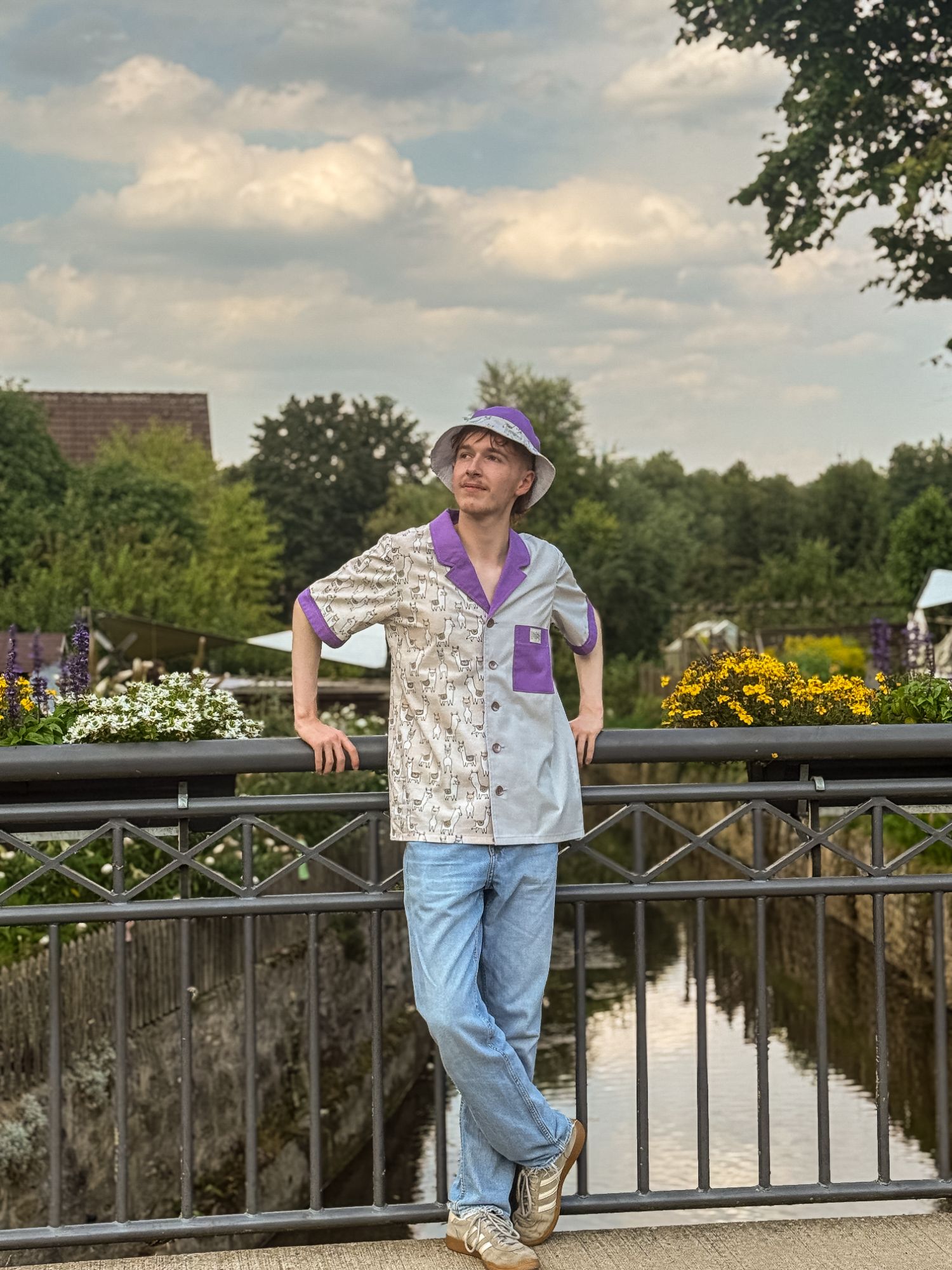 Maßhemd nach Kundenwunsch - Hier ein besonderes maßgeschneidertes Hemd speziell nach Kundenwunsch gefertigt.