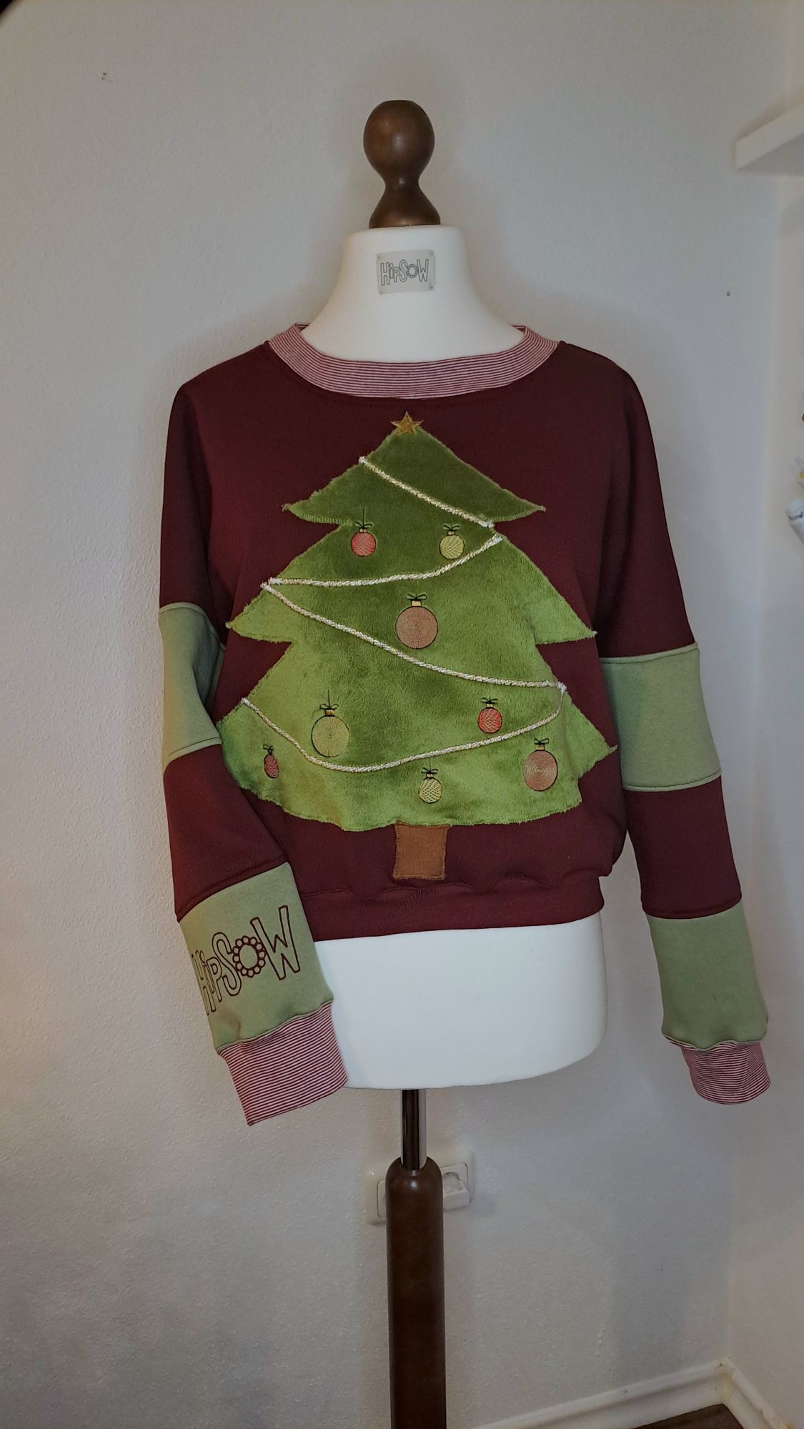 Ugly Christmas Sweater - Dieser Hoodie ist eine limited Edition in der Weihnachtszeit.
