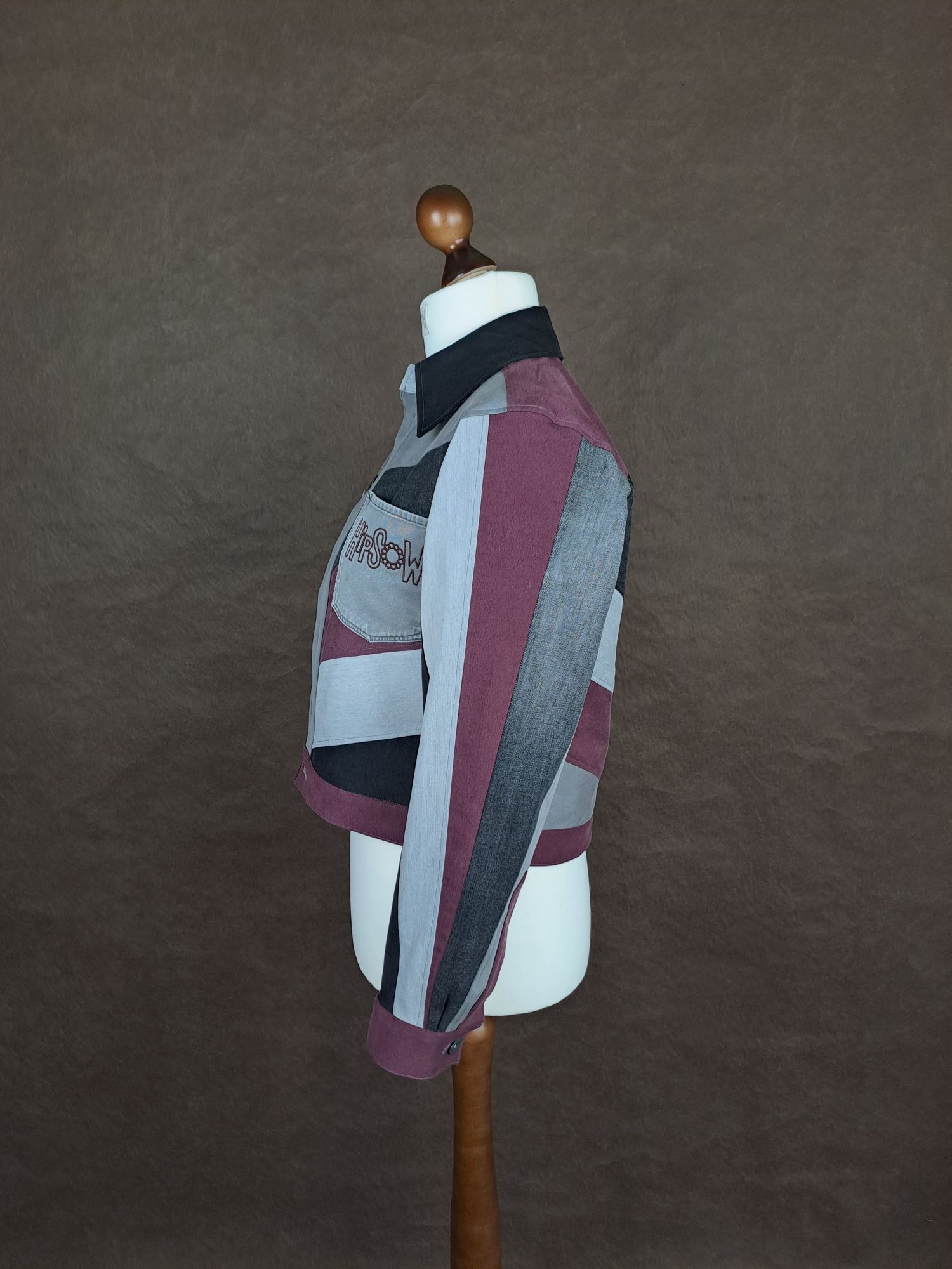 HipSoW Upcycling Jeansjacke auf Büste