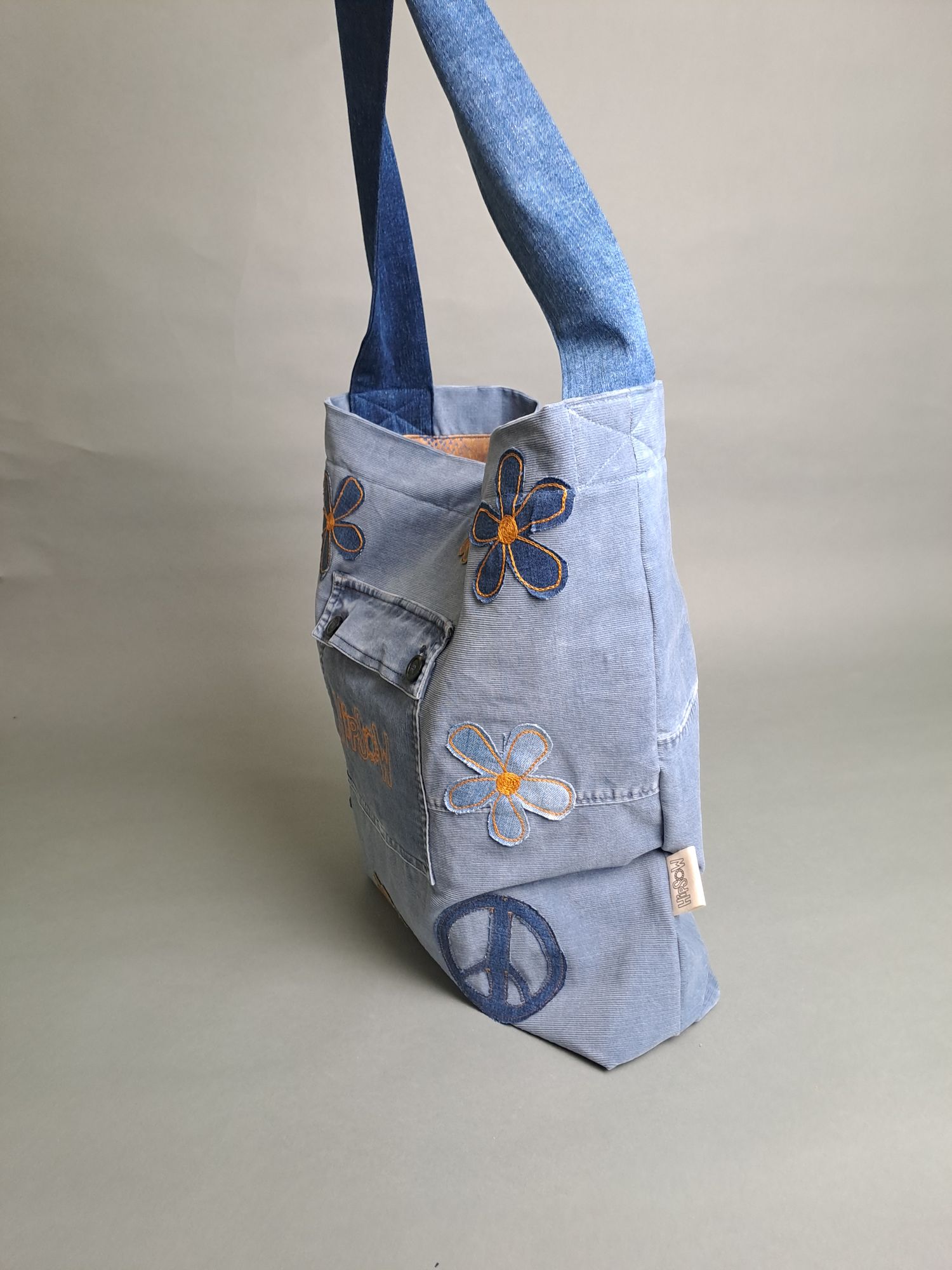 Upcycling Tragetasche aus Cordhose