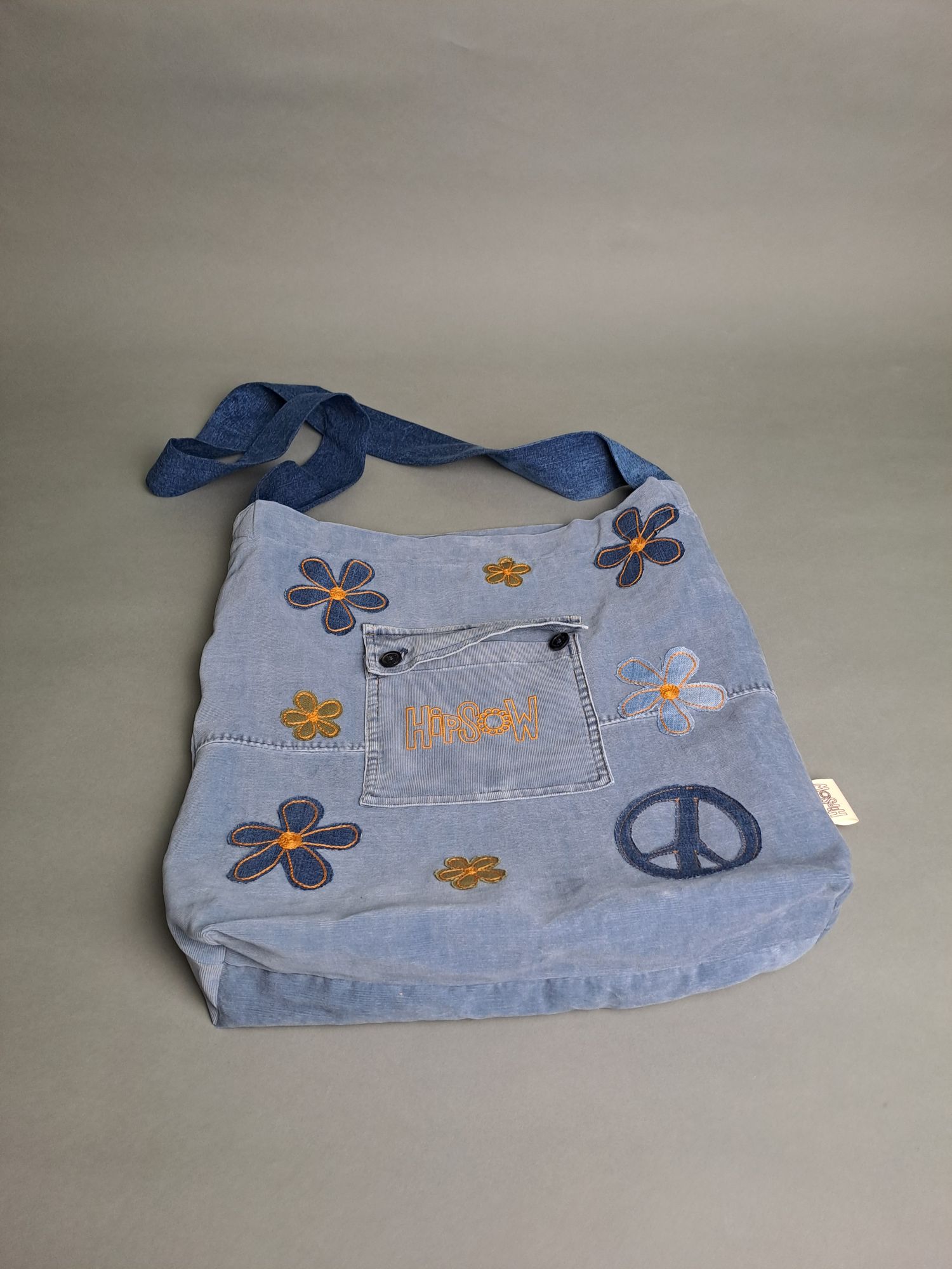 Upcycling Tragetasche aus Cordhose
