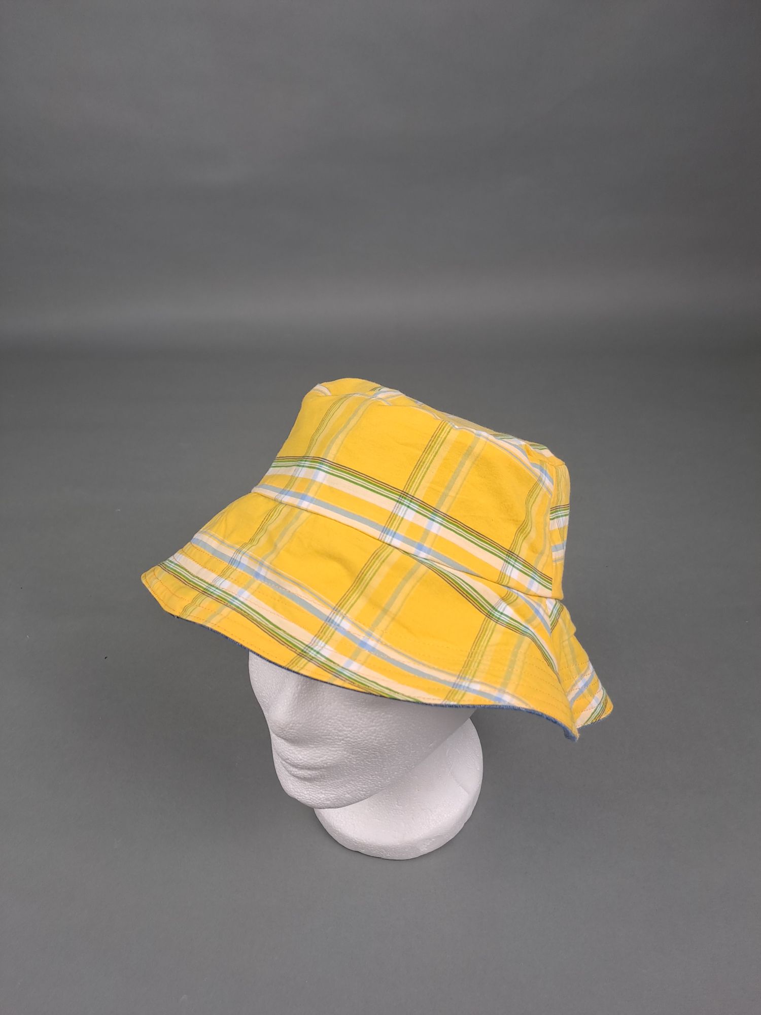 Bucket Hat aus Hemden recycelt, Seitenansicht